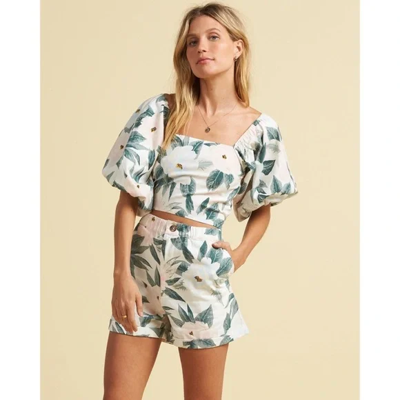 Billabong x Salty Blonde Shorts ♡ in Clover